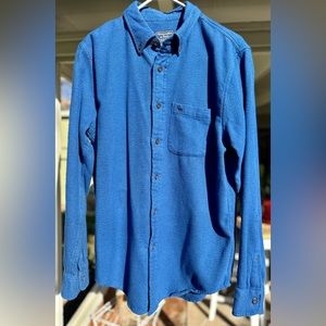 Abercrombie & Fitch Men's Heavyweight Blue Flannel - Medium - EUC